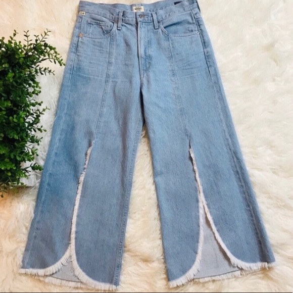 Tulip Cut Citizens of Humanity Jeans - Picture 2 of 5